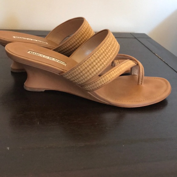 Manolo Blahnik Tan Wedge Sandals - Picture 7 of 8